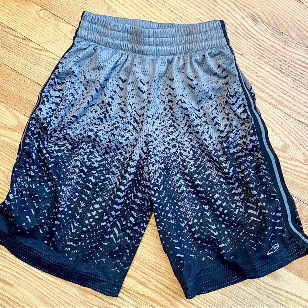 Champion C9 boys basketball shorts M